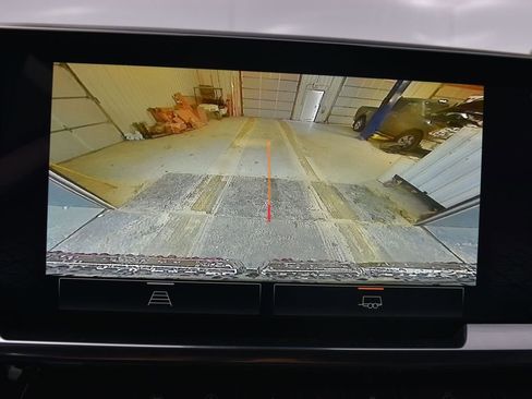 Used 2024 GMC Sierra 1500 SLT w/ X31 Off-Road Package image 21