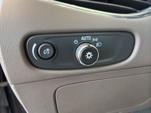 Used 2024 Chevrolet Malibu LT FWD image 15