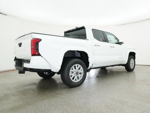 New 2026 Toyota Tacoma SR5 AWD/4WD image 25