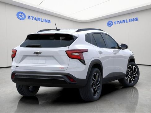 New 2026 Chevrolet Trax RS FWD image 3