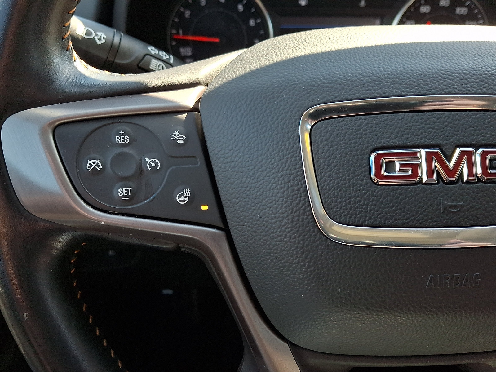 Used 2022 GMC Terrain AT4 AWD/4WD image 21