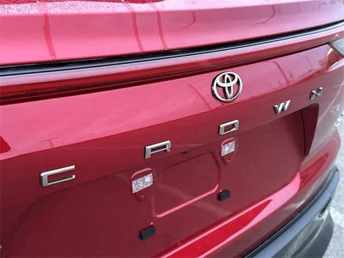 New 2025 Toyota Crown Signia XLE image 25