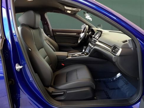 Used 2022 Honda Accord Sport image 15