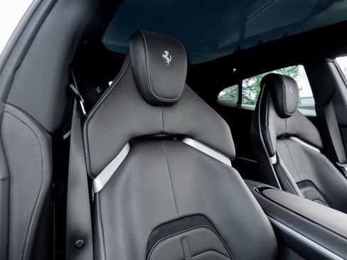 Used 2023 Ferrari Purosangue AWD/4WD image 44