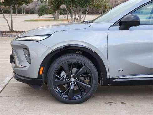 New 2025 Buick Envision Sport Touring image 5