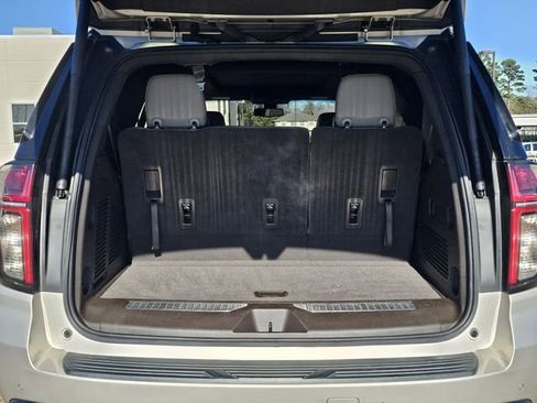 Used 2021 Chevrolet Tahoe Z71 image 30