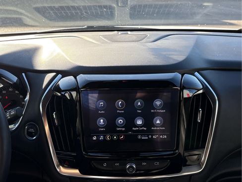 Used 2023 Chevrolet Traverse RS image 21