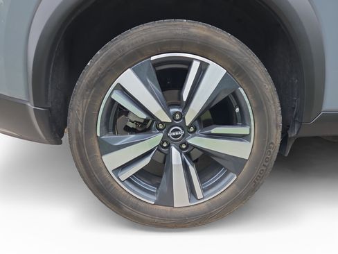 Used 2023 Nissan Rogue SL AWD/4WD image 16