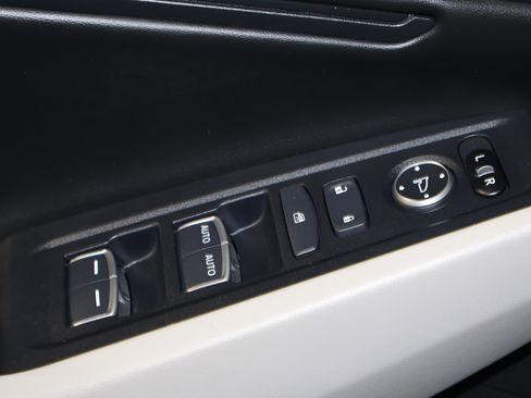 Certified 2024 Honda Accord EX-L image 32