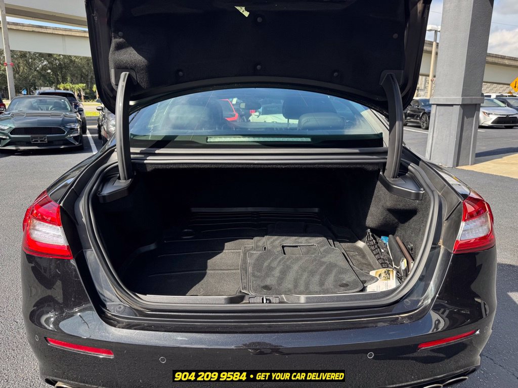 Used 2019 Maserati Quattroporte S GranLusso Q4 AWD/4WD image 32