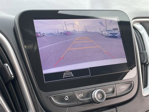 Used 2024 Chevrolet Malibu LT image 26