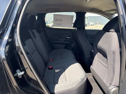 New 2026 Nissan Kicks SV image 12