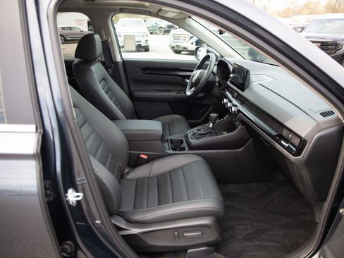 Used 2024 Honda CR-V EX-L image 25