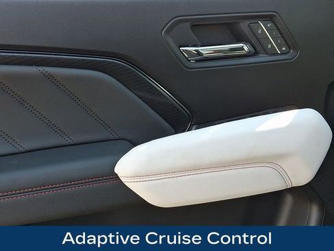 Used 2026 GMC Canyon AT4 w/ Technology Plus Package image 17