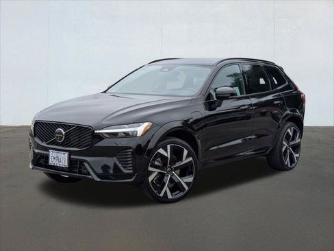Used 2026 Volvo XC60 T8 Ultra w/ Climate Package PRO AWD/4WD image 1