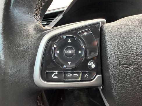 Used 2019 Honda Civic Touring image 22