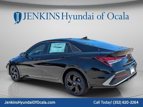New 2026 Hyundai Elantra Sport FWD image 6