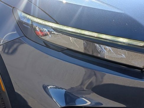 Used 2023 Honda CR-V Sport Touring image 9