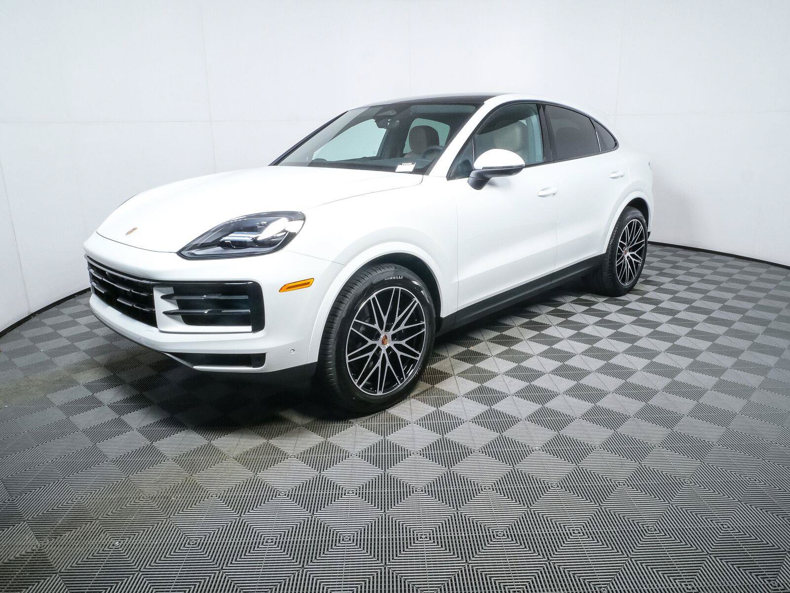 New 2026 Porsche Cayenne Coupe AWD/4WD image 1