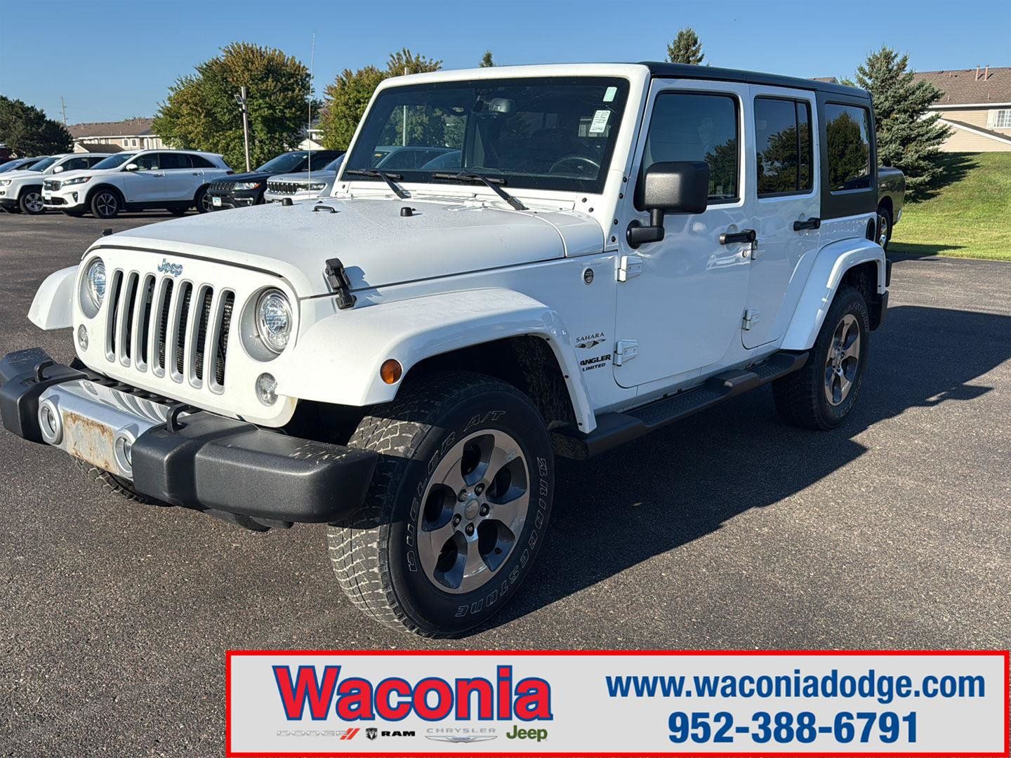 Used 2017 Jeep Wrangler Unlimited Sahara w/ Connectivity Group AWD/4WD image 1