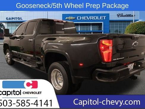 Used 2024 Chevrolet Silverado 3500 High Country w/ High Country Premium Package image 5