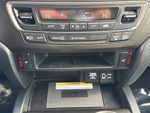 Certified 2023 Honda Passport TrailSport image 28