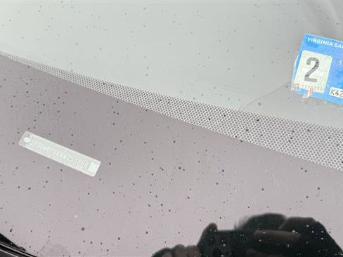 Used 2024 Toyota RAV4 XLE image 3