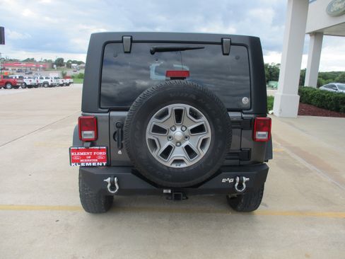Used 2018 Jeep Wrangler Unlimited Sport S AWD/4WD image 7