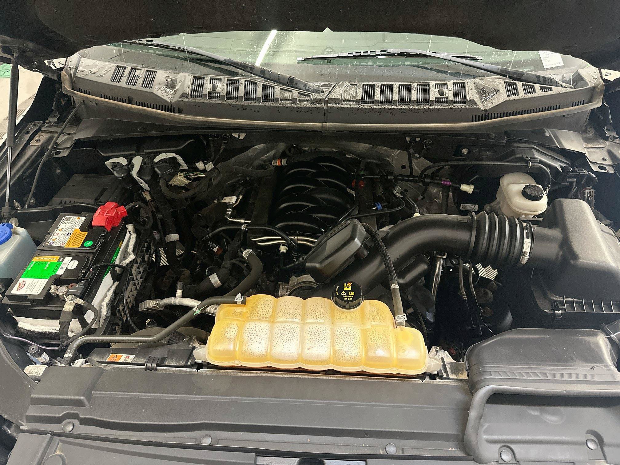 Used 2018 Ford F150 XLT w/ Equipment Group 302A Luxury AWD/4WD image 33