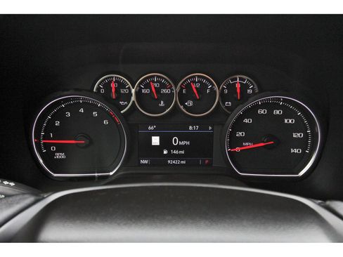 Used 2021 Chevrolet Suburban LT w/ Rear Media and Nav Package image 19