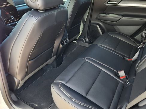 New 2026 GMC Terrain Elevation w/ Elevation Premium Package AWD/4WD image 9