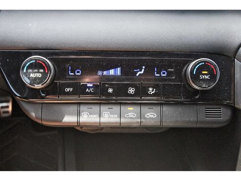 Certified 2026 Hyundai Elantra Sport FWD image 26