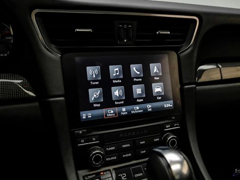 Used 2018 Porsche 911 Turbo S image 78