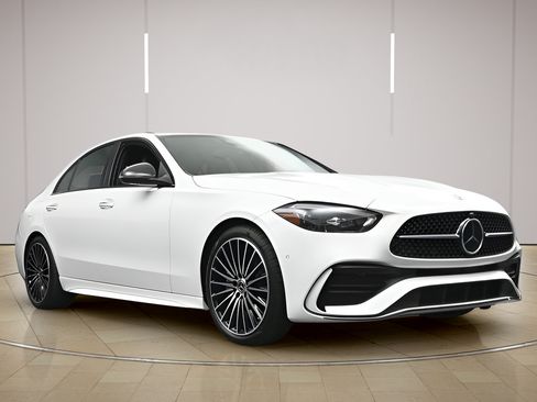 Used 2024 Mercedes-Benz C 300 Sedan image 27