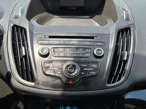 Used 2018 Ford Escape SE w/ SE Sport Appearance Package FWD image 24