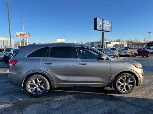 Used 2017 Kia Sorento SX image 5