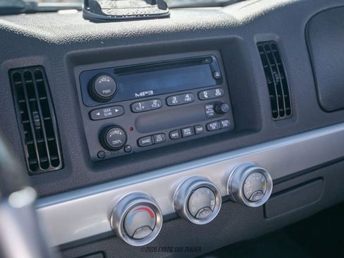 Used 2005 Chevrolet SSR image 34