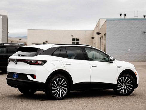 New 2026 Volkswagen ID.4 Pro image 13