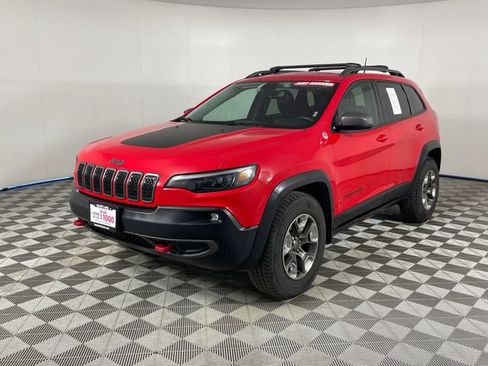 Used 2019 Jeep Cherokee Trailhawk AWD/4WD image 1