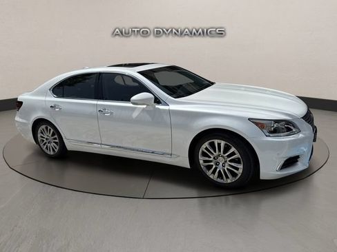 Used 2015 Lexus LS 460 w/ Comfort Package RWD image 3
