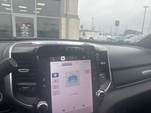 Used 2024 RAM 3500 Big Horn w/ Sport Appearance Package image 13