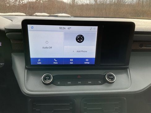 Certified 2022 Ford Maverick Lariat w/ Lariat Luxury Package image 4