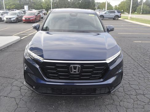 Used 2024 Honda CR-V EX-L image 2