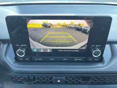 Used 2025 Honda Accord LX image 24