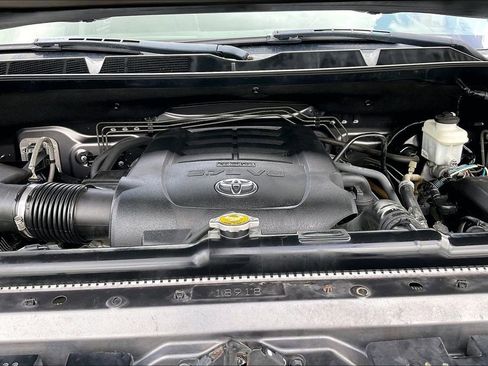 Used 2016 Toyota Tundra Limited image 31