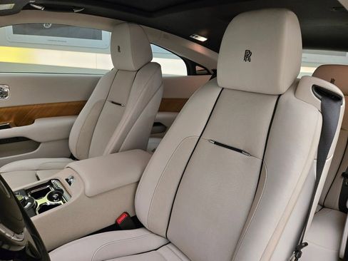 Certified 2016 Rolls-Royce Wraith image 29
