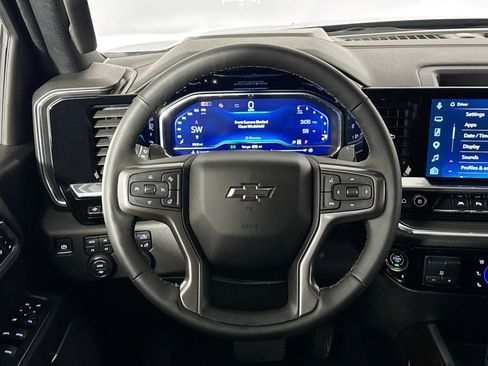 Used 2025 Chevrolet Silverado 1500 High Country w/ Midnight Edition image 23