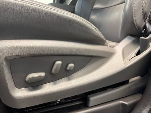 Used 2019 Chevrolet Tahoe LT w/ RST Edition AWD/4WD image 14