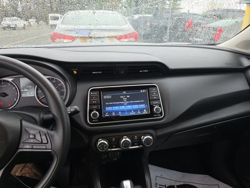 Used 2023 Nissan Kicks S FWD image 14