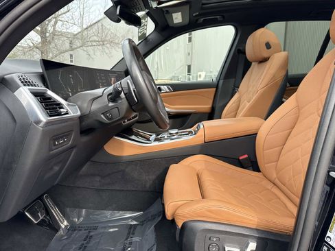 Used 2025 BMW X5 xDrive40i w/ M Sport Package image 14
